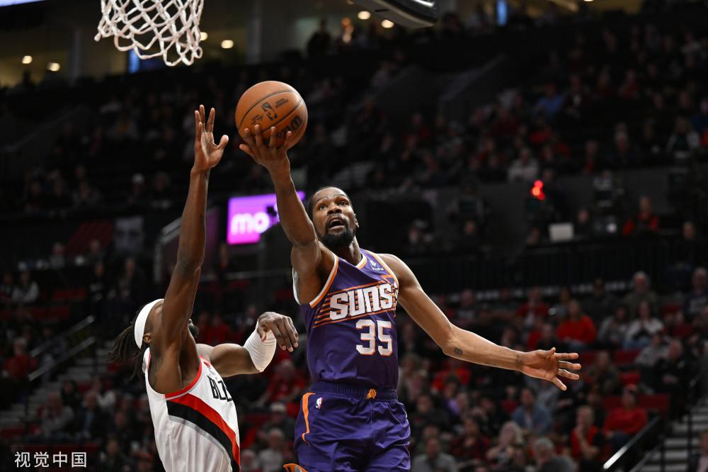 与球迷建立 与球迷建立